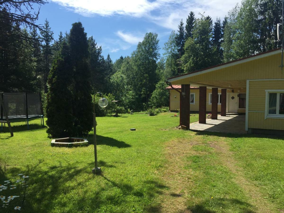 Pyhtaeae Garden Villa Pyhtaa Bagian luar foto