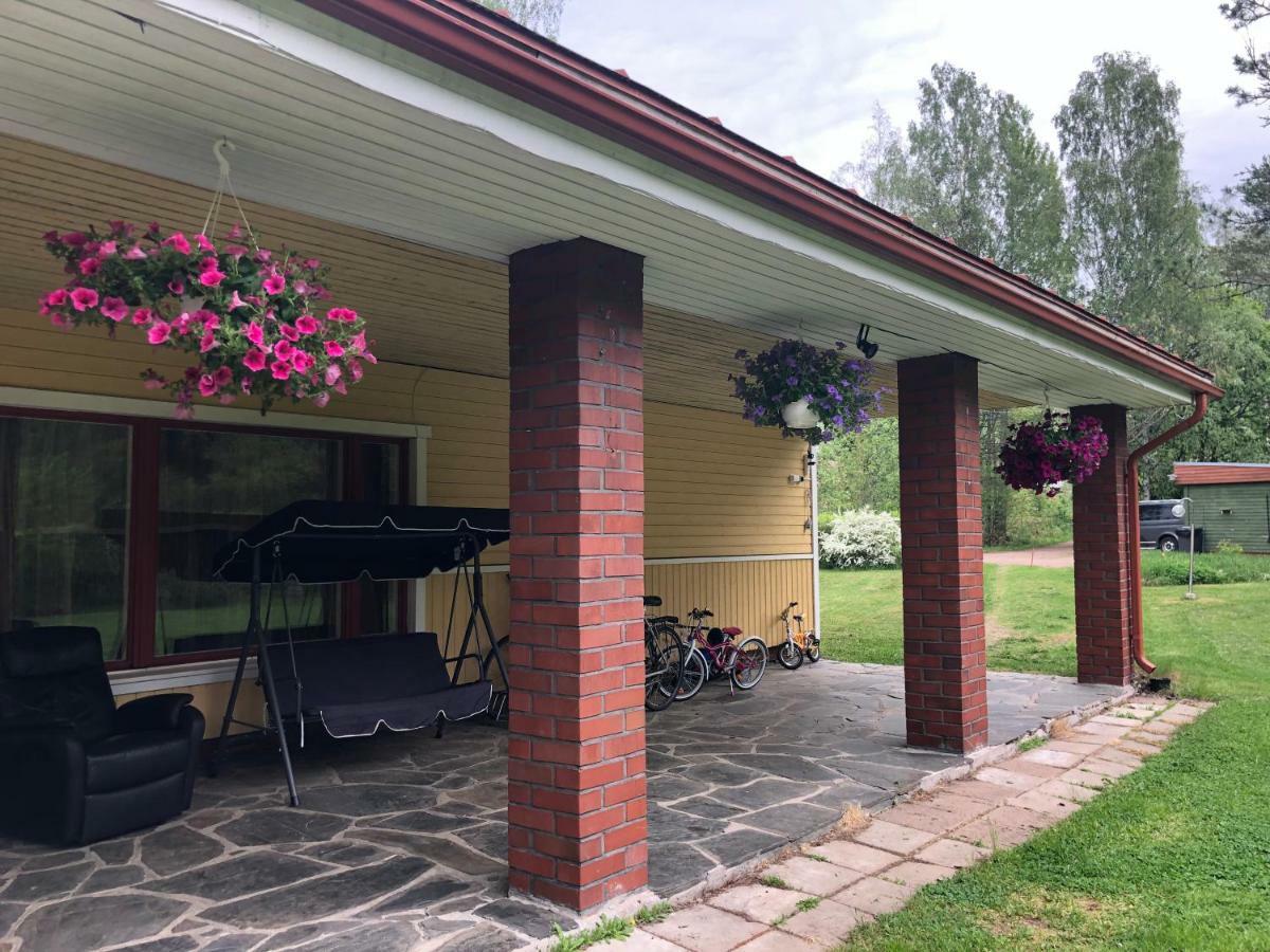 Pyhtaeae Garden Villa Pyhtaa Bagian luar foto