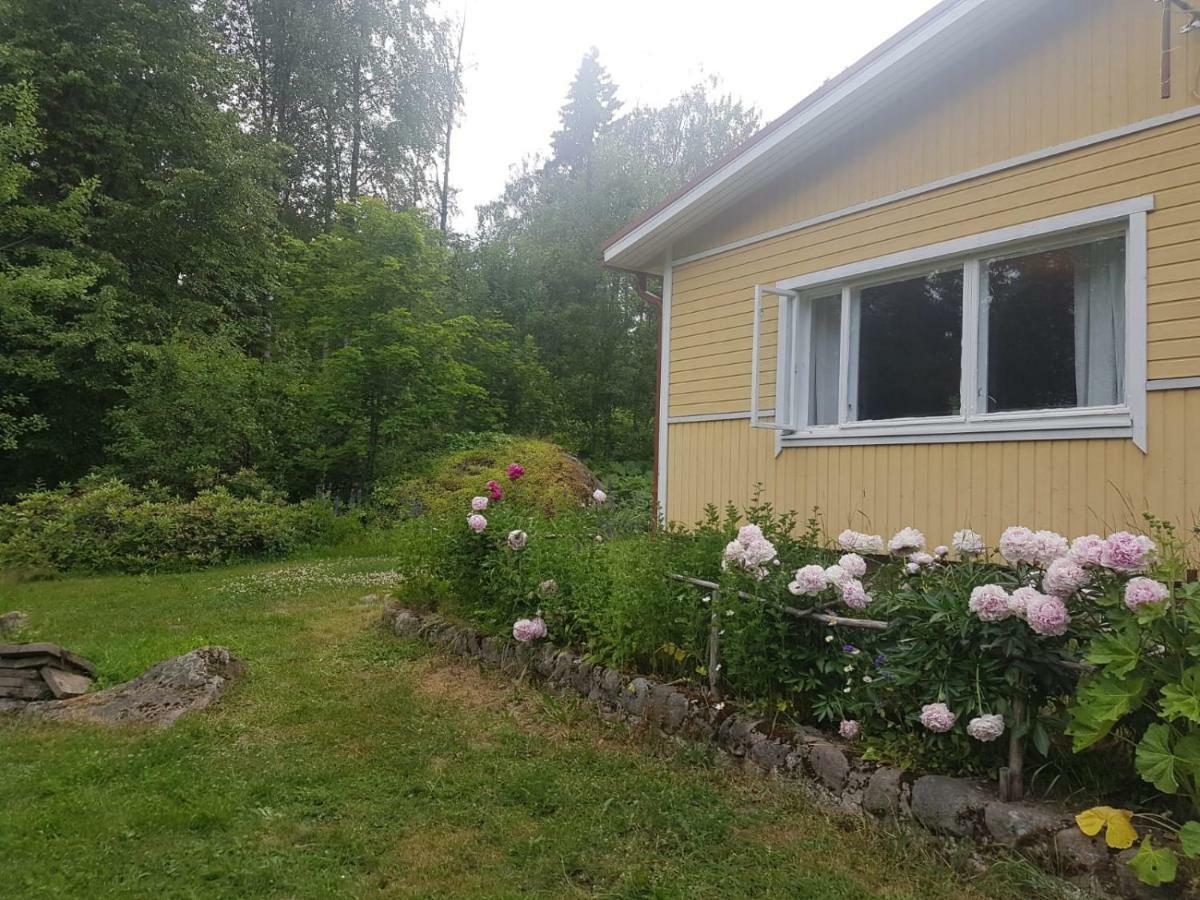 Pyhtaeae Garden Villa Pyhtaa Bagian luar foto